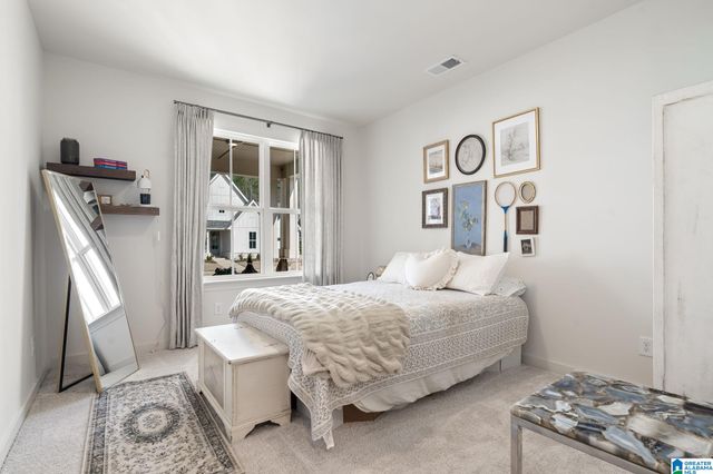 1040 CLIFTON ROAD, Hoover, AL 35244