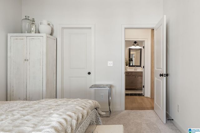 1040 CLIFTON ROAD, Hoover, AL 35244