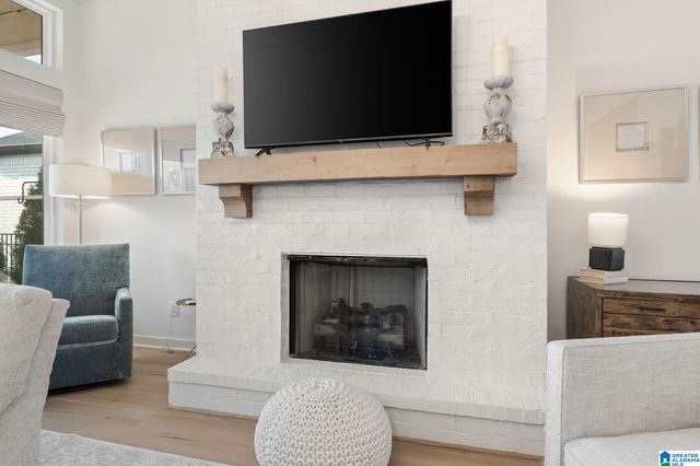 1040 CLIFTON ROAD, Hoover, AL 35244