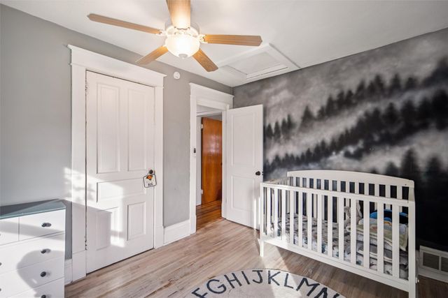 1924 E 29th Street, Des Moines, IA 50317