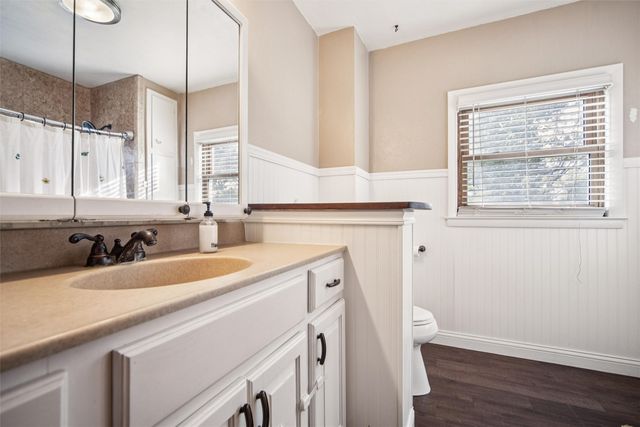 1924 E 29th Street, Des Moines, IA 50317