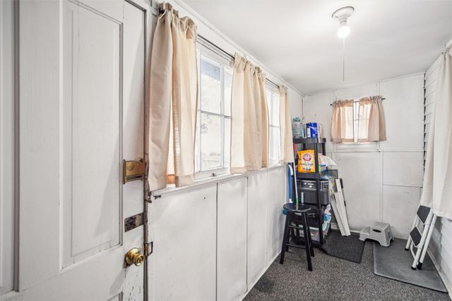 1924 E 29th Street, Des Moines, IA 50317