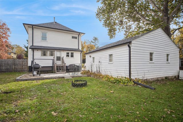 1924 E 29th Street, Des Moines, IA 50317