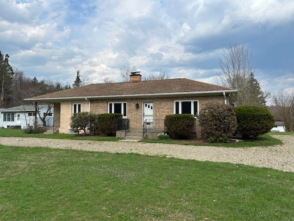 6801 AVONIA Road, Fairview, PA 16415
