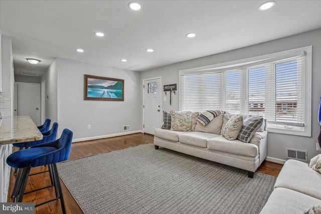 6916 RUSKIN ST, Springfield, VA 22150