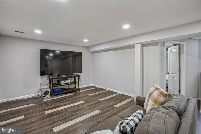 6916 RUSKIN ST, Springfield, VA 22150