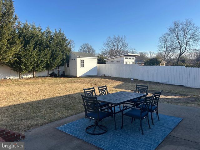 6916 RUSKIN ST, Springfield, VA 22150