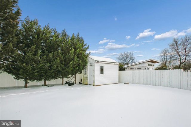 6916 RUSKIN ST, Springfield, VA 22150