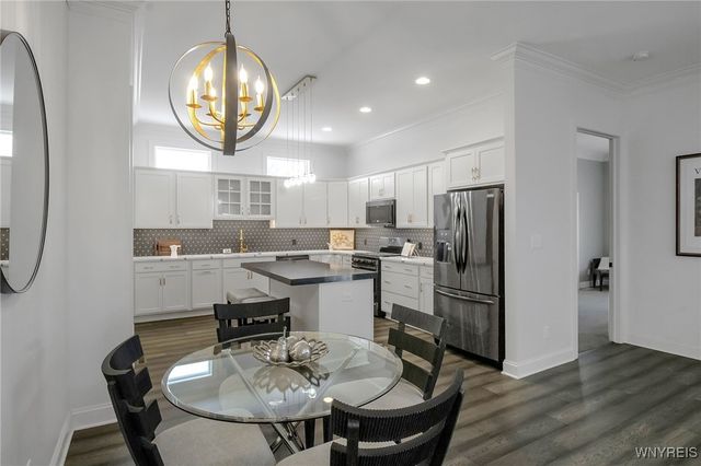 5419 Alderbrook Lane, Clarence, NY 14031