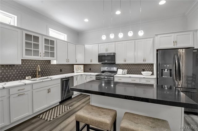 5419 Alderbrook Lane, Clarence, NY 14031