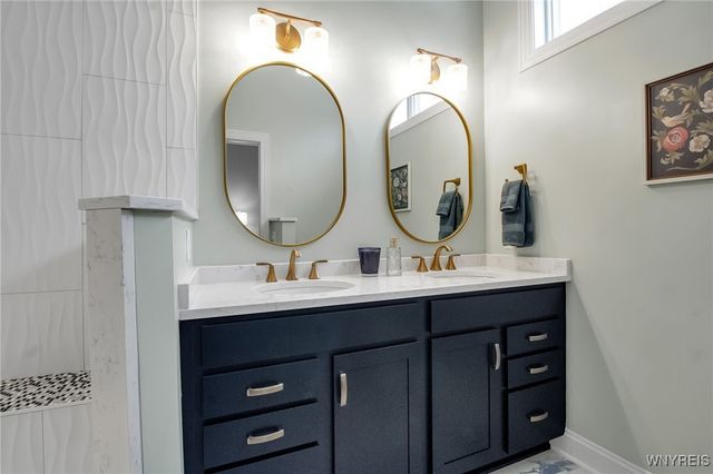 5419 Alderbrook Lane, Clarence, NY 14031