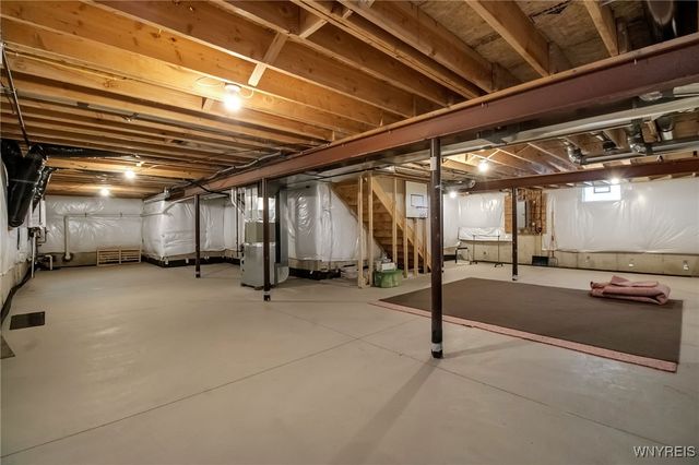 5419 Alderbrook Lane, Clarence, NY 14031