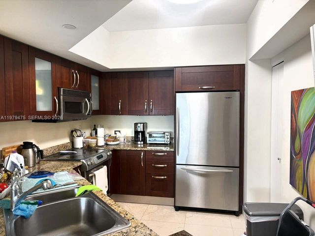 20000 E Country Club Dr 1107, Aventura, FL 33180