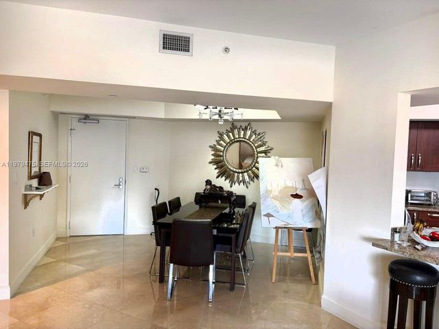 20000 E Country Club Dr 1107, Aventura, FL 33180