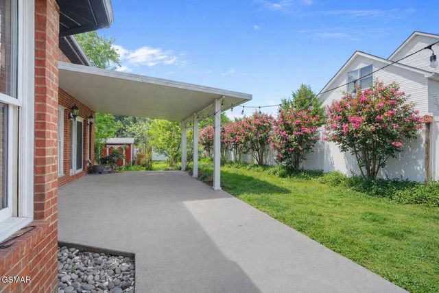 1201 Briar Lea, Sevierville, TN 37862