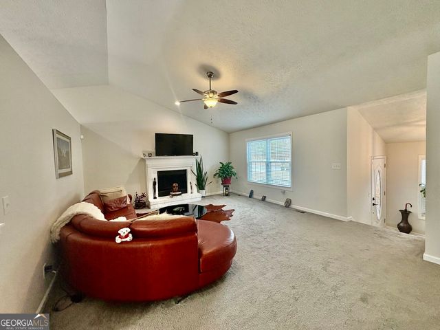 486 Whaleys Lake Drive, Jonesboro, GA 30238