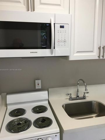 520 SW 4th St 5, Miami, FL 33130