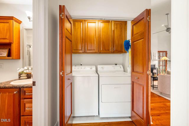 1208 Cranebridge Place, Chapel Hill, NC 27517