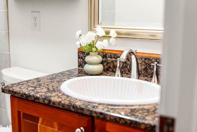 1208 Cranebridge Place, Chapel Hill, NC 27517