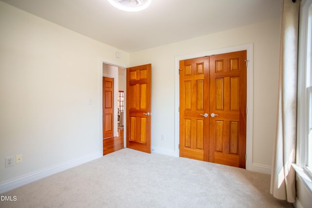 1208 Cranebridge Place, Chapel Hill, NC 27517