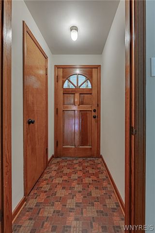 807 Maple Avenue, Niagara Falls, NY 14305
