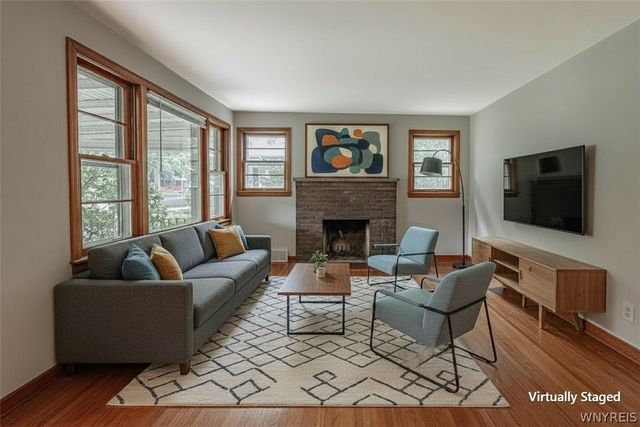 807 Maple Avenue, Niagara Falls, NY 14305