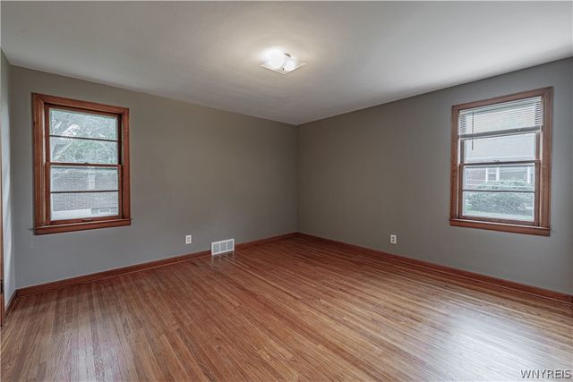 807 Maple Avenue, Niagara Falls, NY 14305
