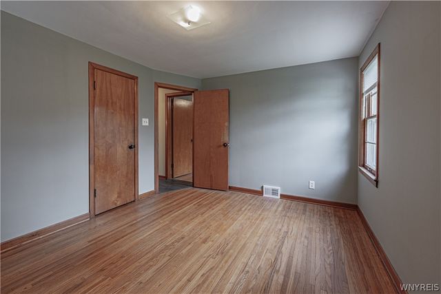 807 Maple Avenue, Niagara Falls, NY 14305