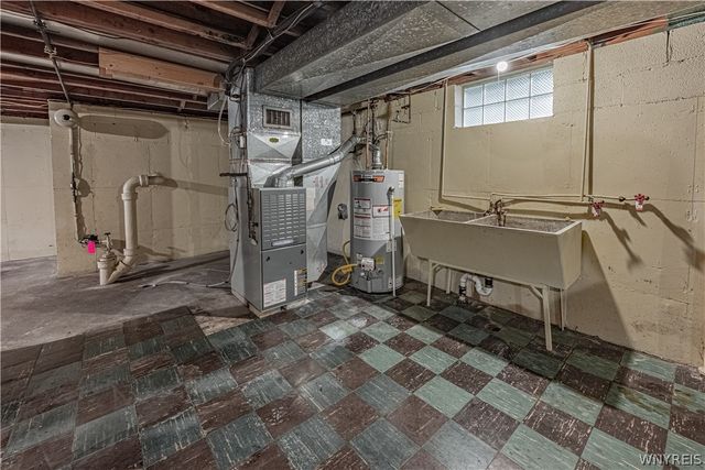 807 Maple Avenue, Niagara Falls, NY 14305