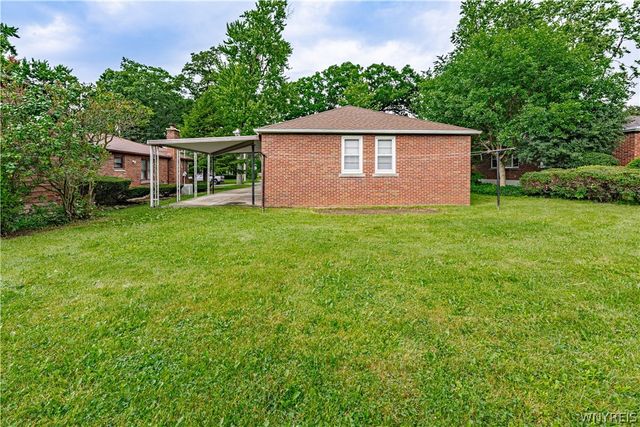 807 Maple Avenue, Niagara Falls, NY 14305