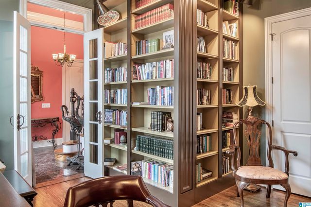 1 SQUIRES GLENN LANE, Leeds, AL 35094