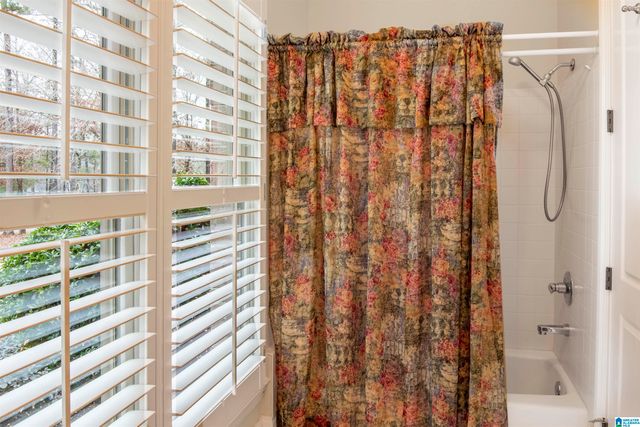 1 SQUIRES GLENN LANE, Leeds, AL 35094