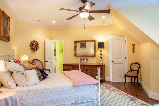 1 SQUIRES GLENN LANE, Leeds, AL 35094