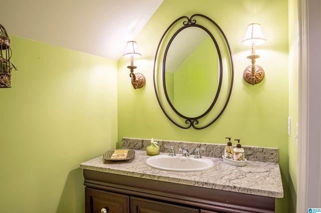 1 SQUIRES GLENN LANE, Leeds, AL 35094