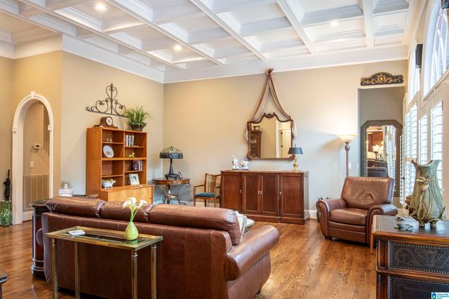 1 SQUIRES GLENN LANE, Leeds, AL 35094