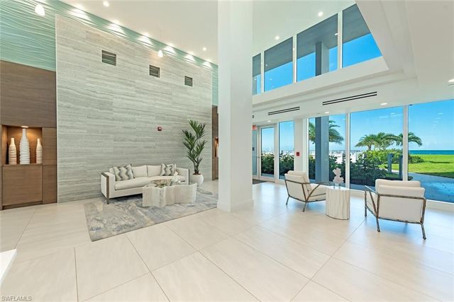 3443 GULF SHORE BLVD N # 214, Naples, FL 34103