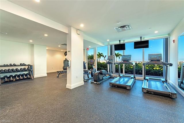 3443 GULF SHORE BLVD N # 214, Naples, FL 34103