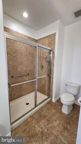 245 BREEDERS CUP DR, Cherry Hill, NJ 08002