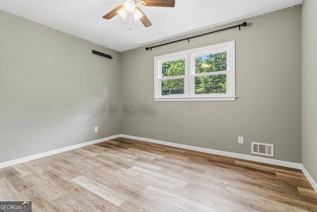 606 Echo Lane, Woodstock, GA 30189