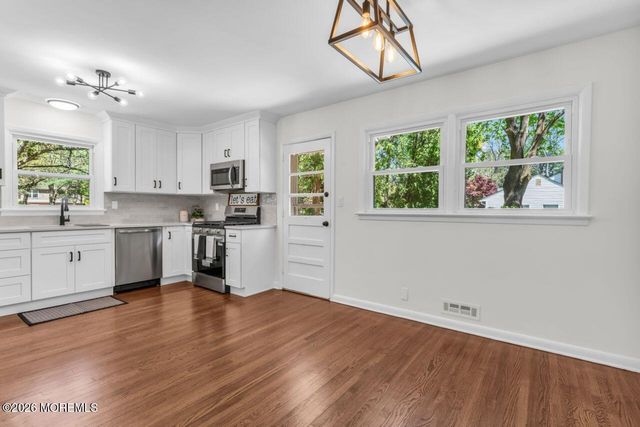 463 Newman Springs Road, Lincroft, NJ 07738