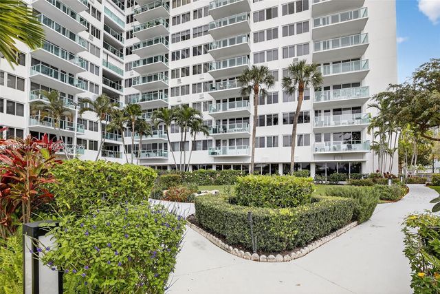 3233 NE 34th Street 1207, Fort Lauderdale, FL 33308