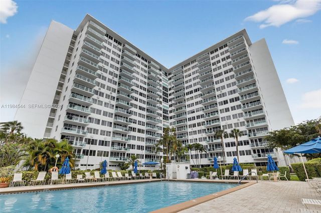 3233 NE 34th Street 1207, Fort Lauderdale, FL 33308