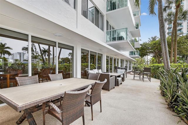 3233 NE 34th Street 1207, Fort Lauderdale, FL 33308