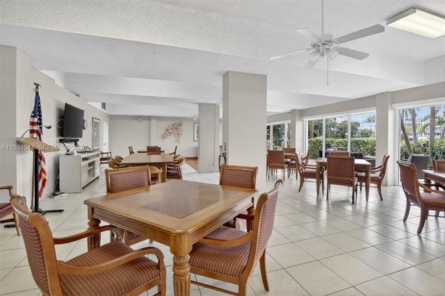 3233 NE 34th Street 1207, Fort Lauderdale, FL 33308