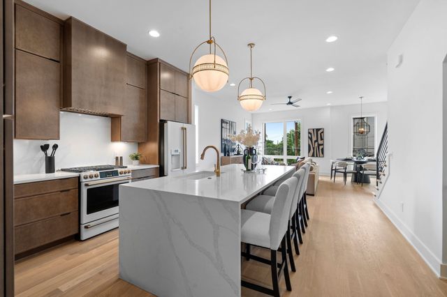602 Southgate Avenue A, Nashville, TN 37203