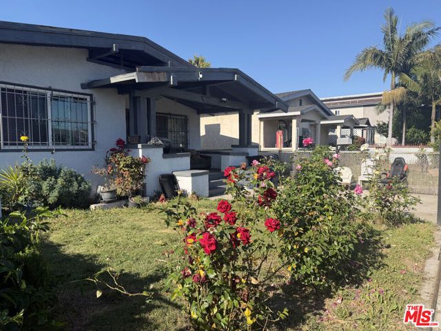 213 W 83rd Street, Los Angeles, CA 90003