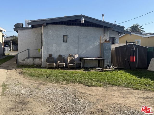 213 W 83rd Street, Los Angeles, CA 90003