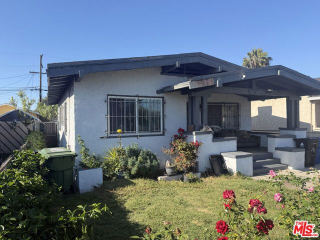 213 W 83rd Street, Los Angeles, CA 90003
