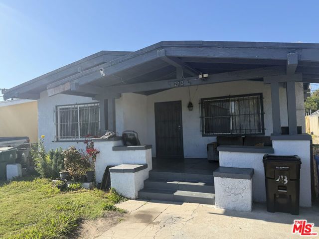213 W 83rd Street, Los Angeles, CA 90003