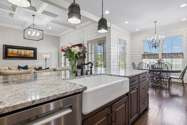 6033 Native Pony Trl, College Grove, TN 37046